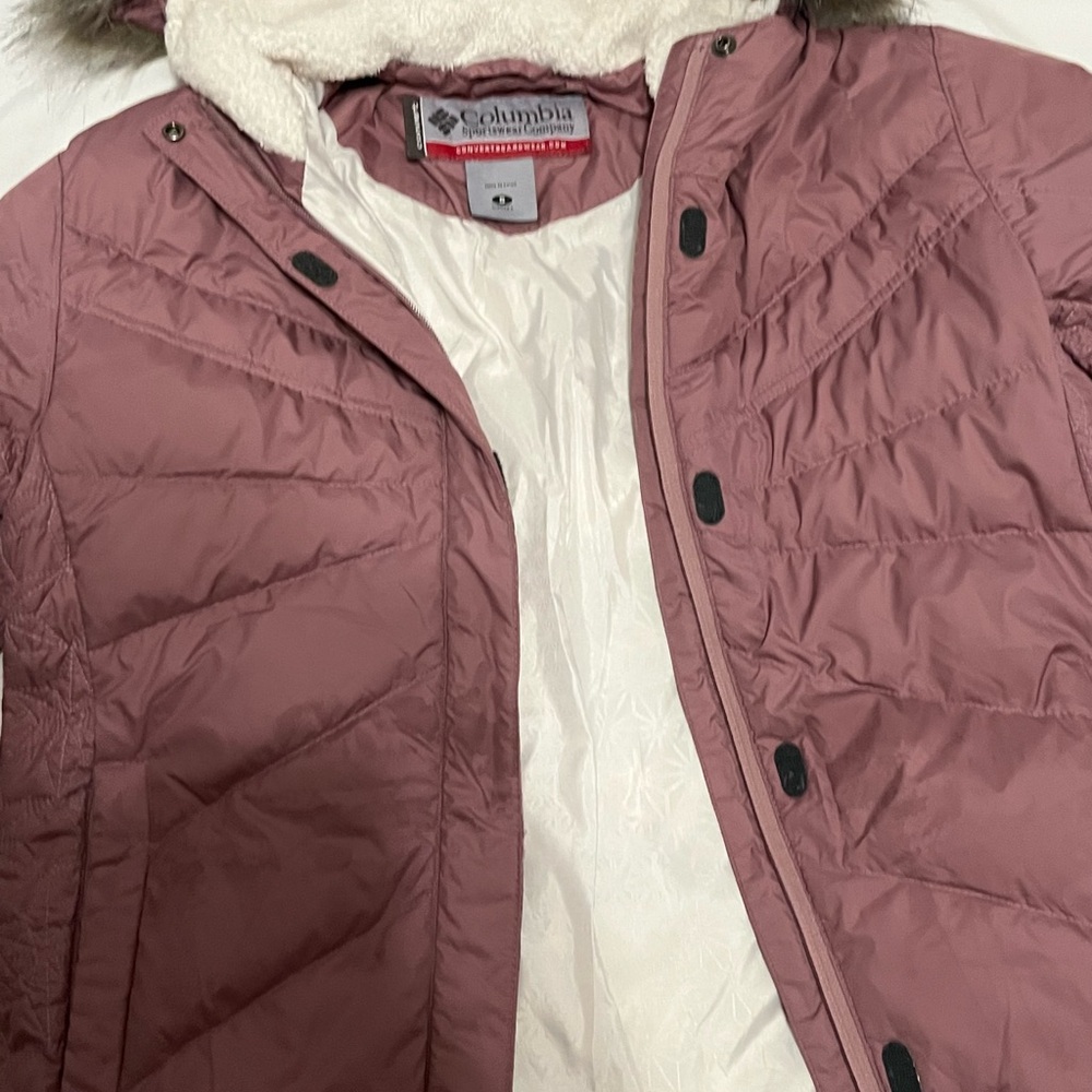 Columbia Women's Mauve Ski Jacket